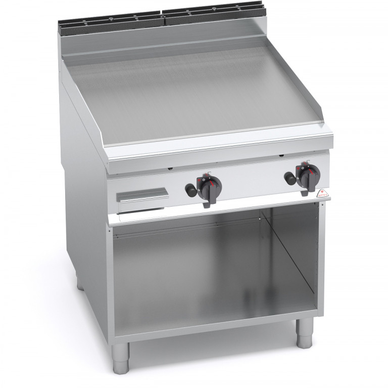 SMOOTH GAS GRIDDLES ON CABINET