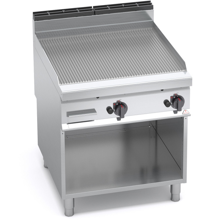 RIBBED GAS GRIDDLES ON CABINET