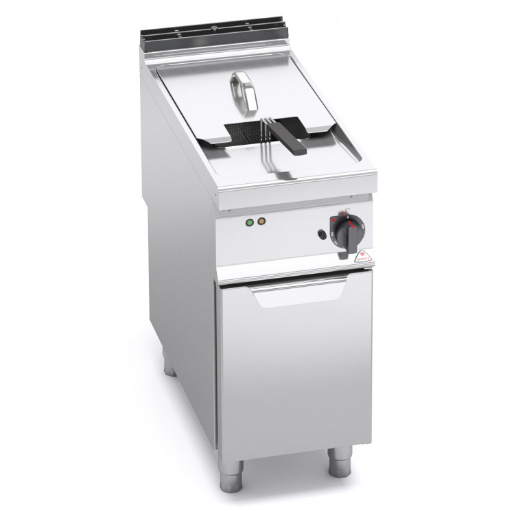 22 L ELECTRIC FRYER ON CABINET
