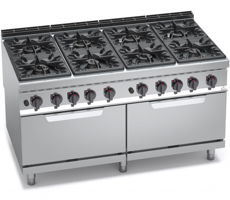 8 BURNER GAS COOKER ON 2 2/1 GAS OVEN