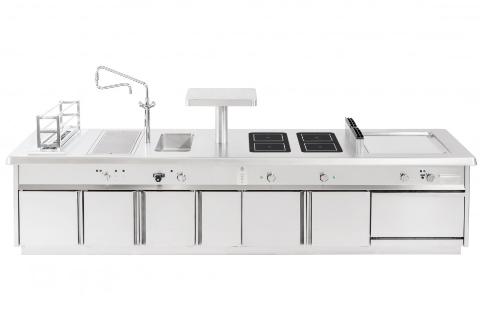 FOUR SEASONS RESORT FOUR SEASONS RESORT