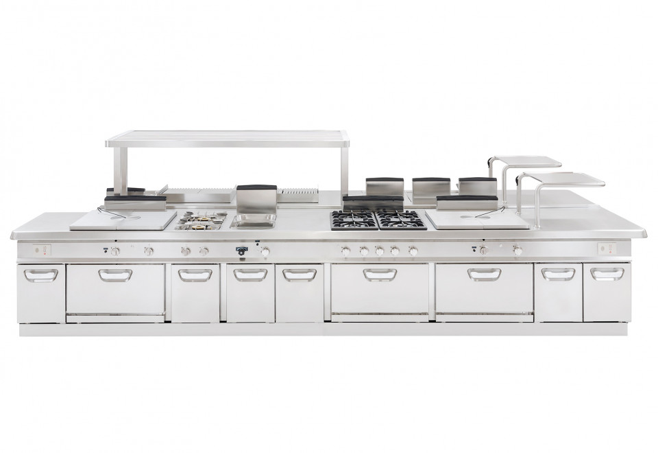 JW MARRIOTT MARINA BLOOM JW MARRIOTT MARINA BLOOM