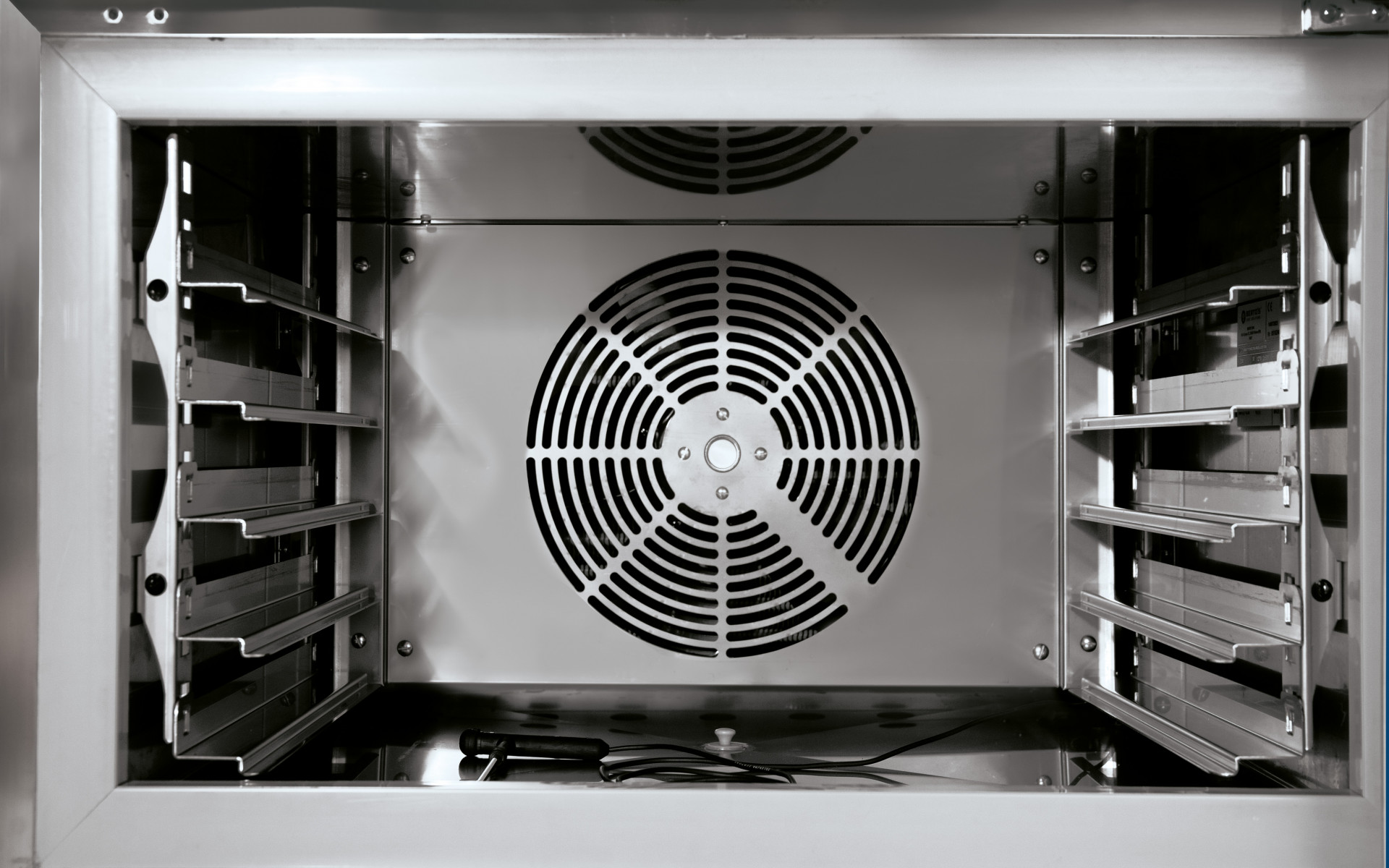 O EQUIPAMENTO PERFEITO PARA UMA GESTÃO SIMPLES DAS FASES DE TRABALHO O EQUIPAMENTO PERFEITO PARA UMA GESTÃO SIMPLES DAS FASES DE TRABALHO