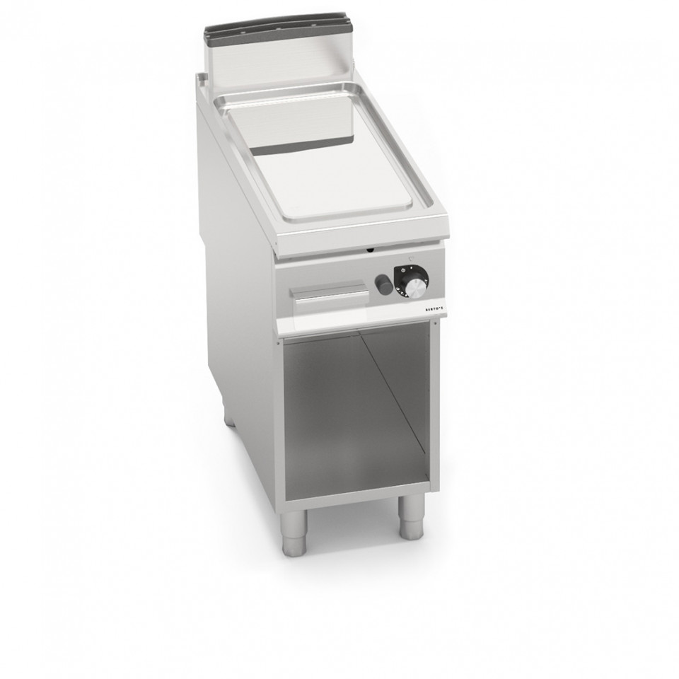 SMOOTH GAS GRIDDLE (COMPOUND) ON CABINET