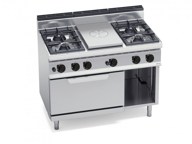 SOLID TOP + 4 OPEN BURNERS WITH 2/1 GAS OVEN