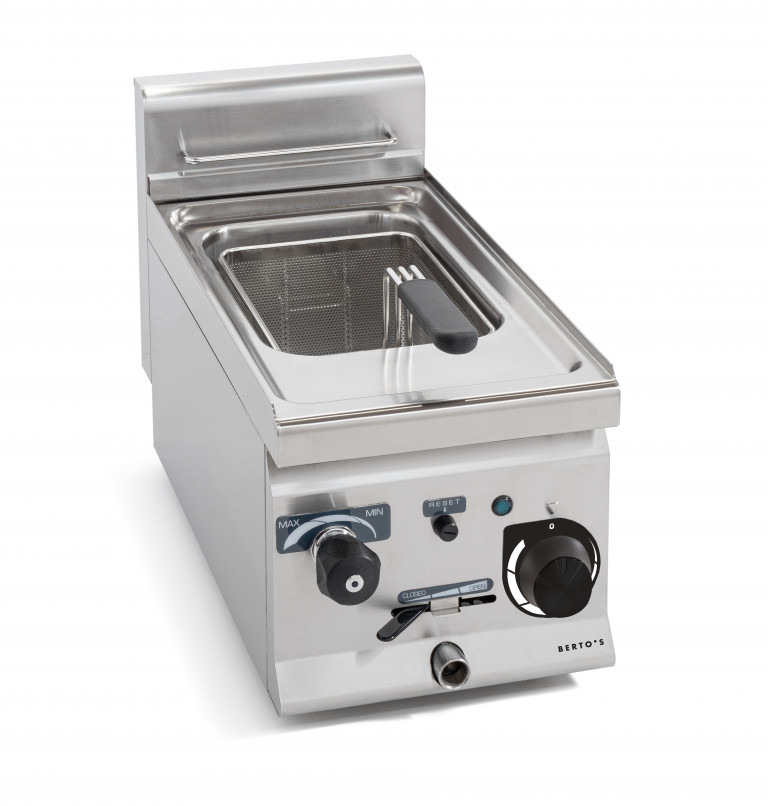 PASTA COOKERS