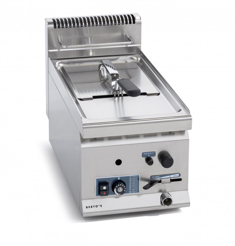GAS FRYERS